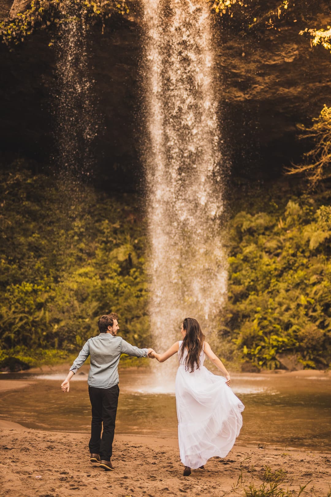 Ensaio fotográfico na cachoeira